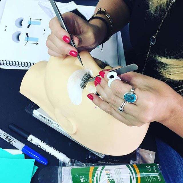 Ways to Increase Your Speed as an Eyelash Artist