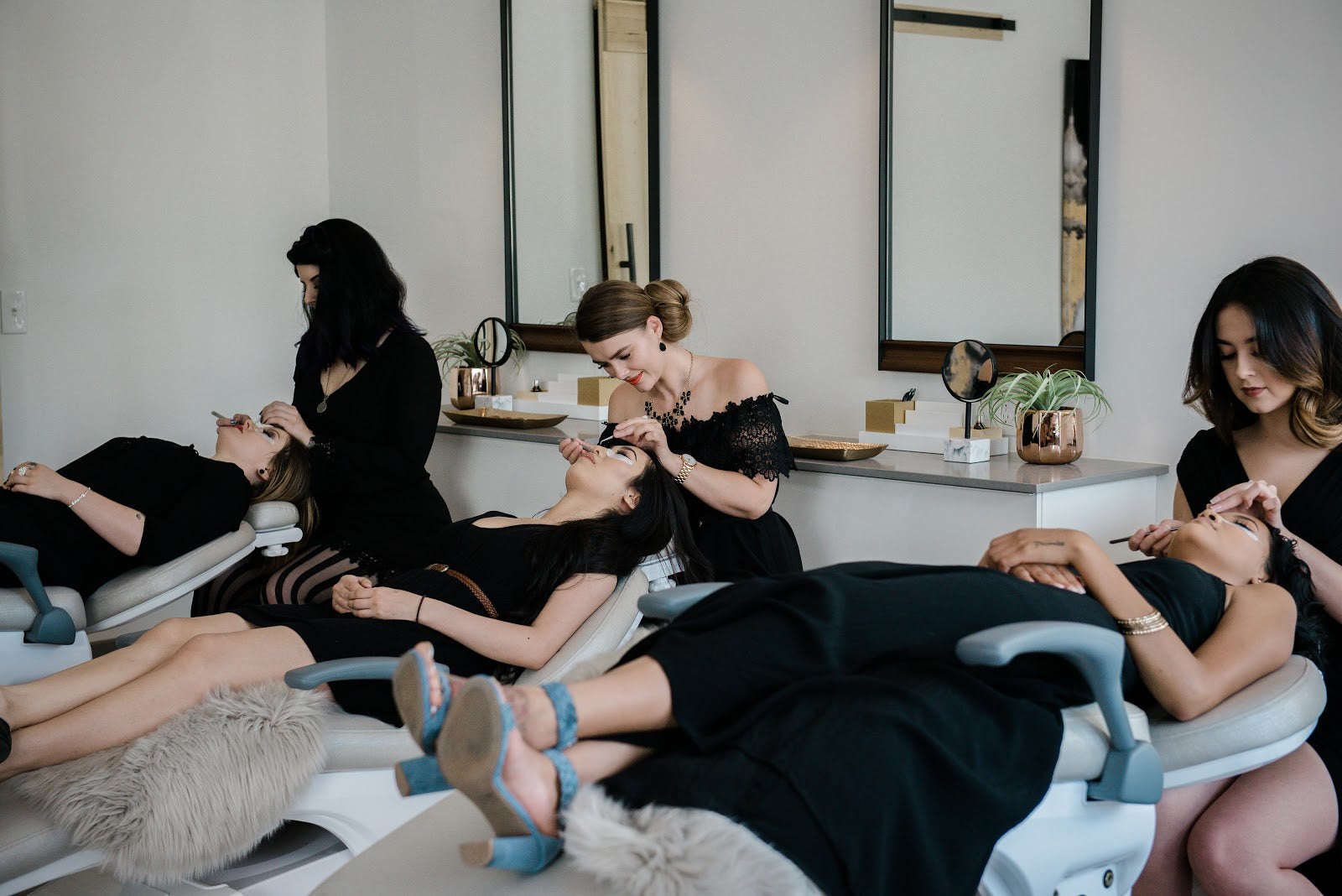 What Every New Lash Tech Needs to Know!