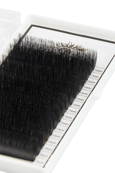 Professional 0.06 volume lash extensions tray for creating volume and hybrid lash sets